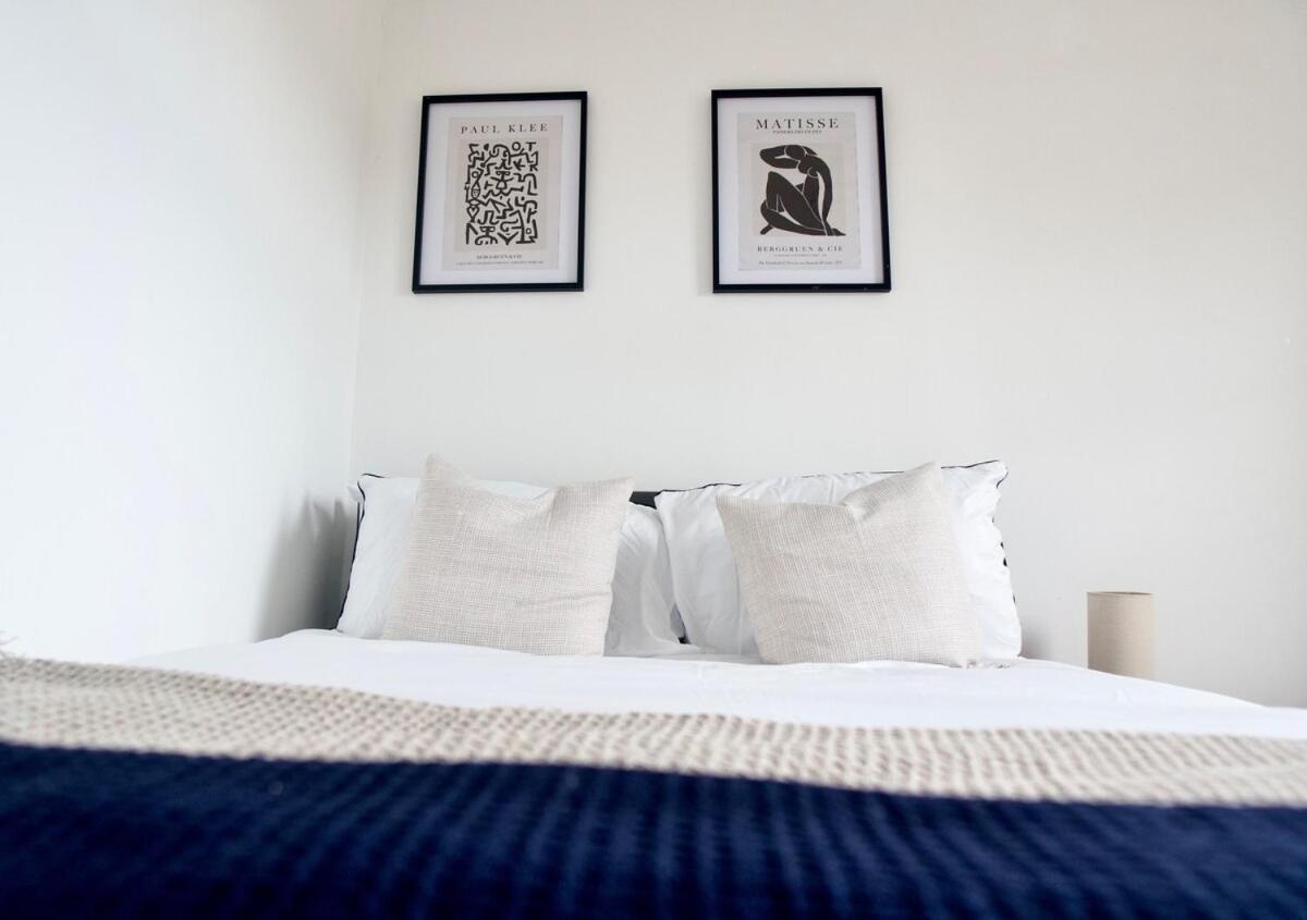 3 Bedroom - 10min Walk Stratford Station - Sleep 6 Apartamento *