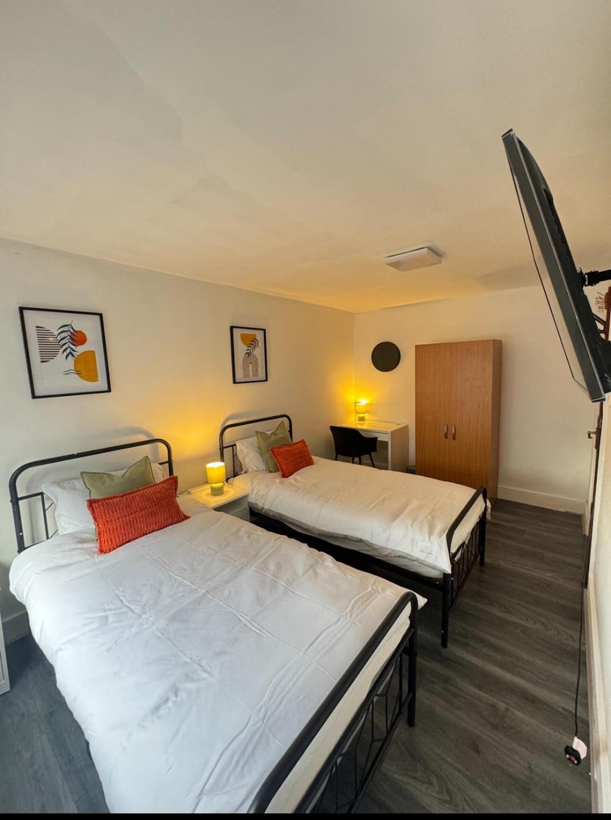 Apartamento 3 Bedroom - 10min Walk Stratford Station - Sleep 6 Londres