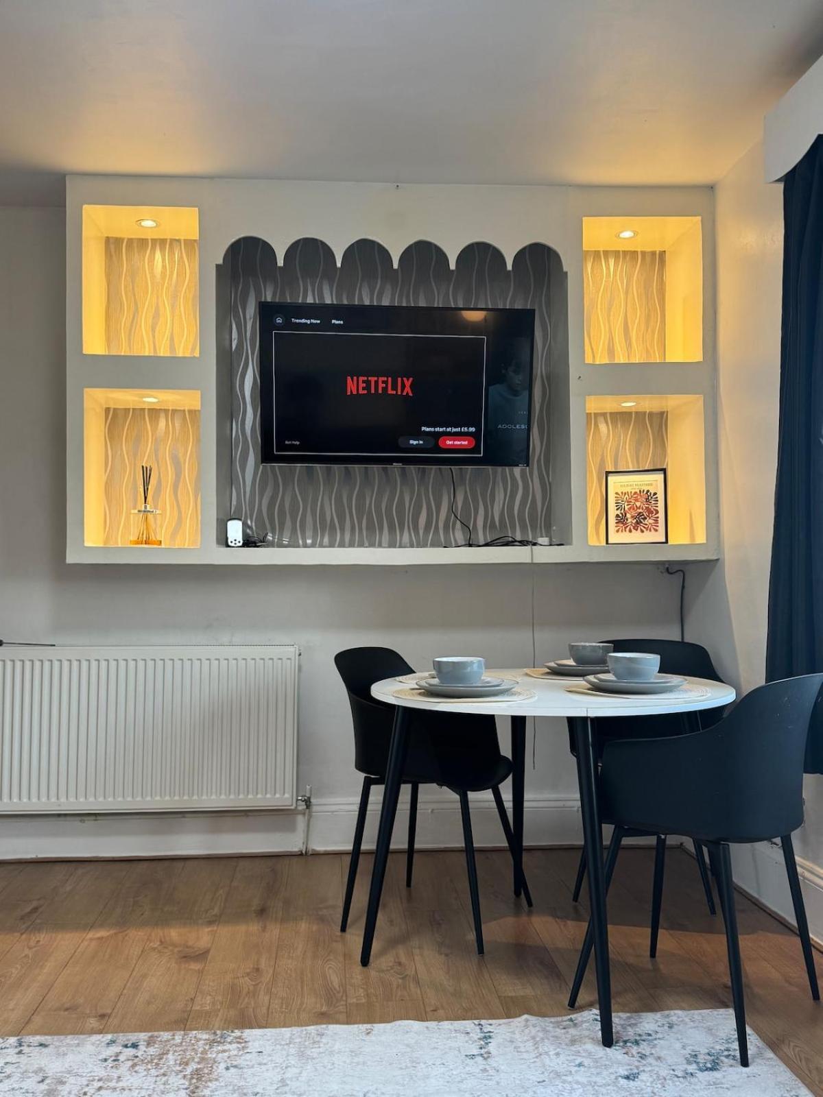 3 Bedroom - 10min Walk Stratford Station - Sleep 6 * Londres